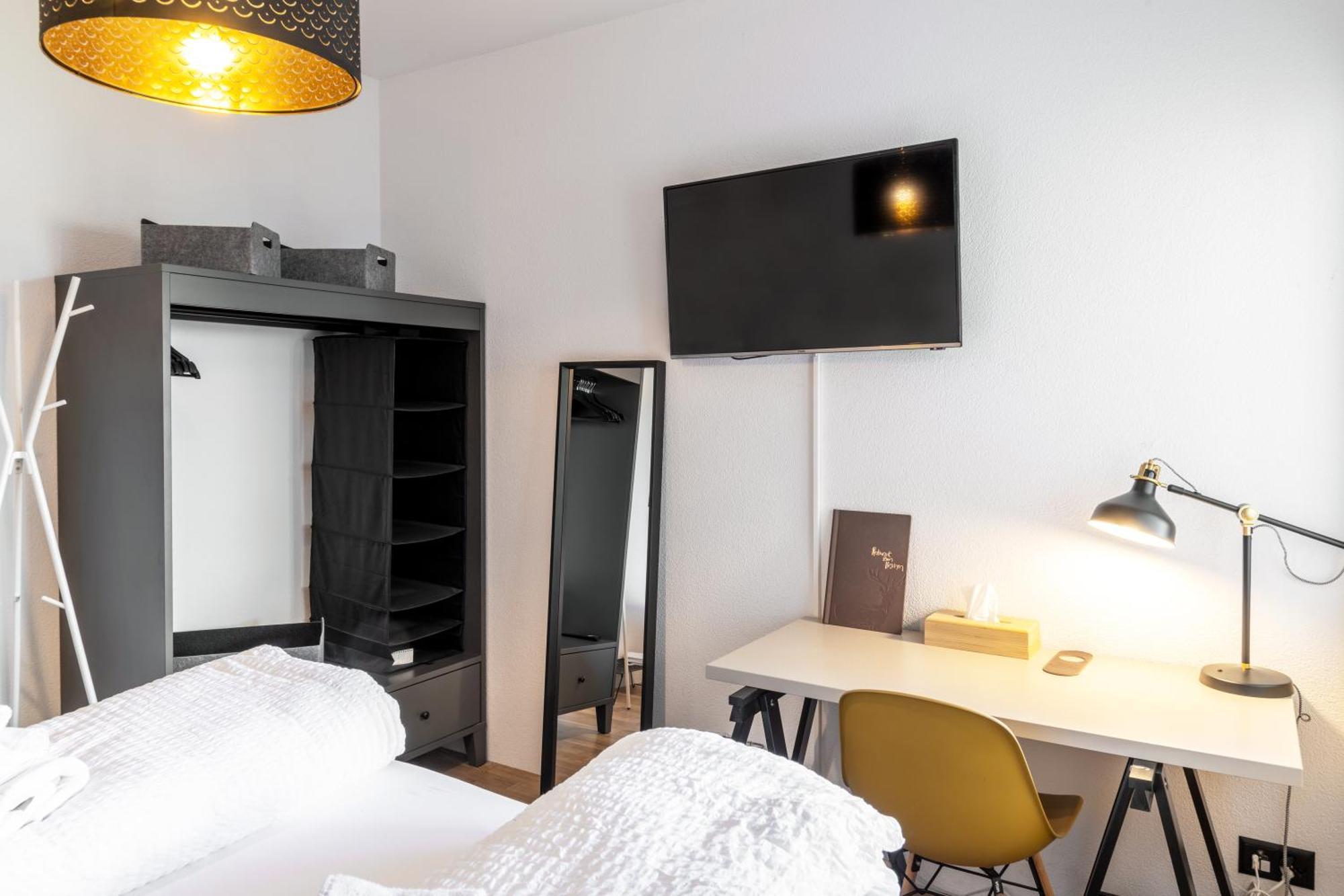 Hotel Zum Hirschen Villigen Екстериор снимка