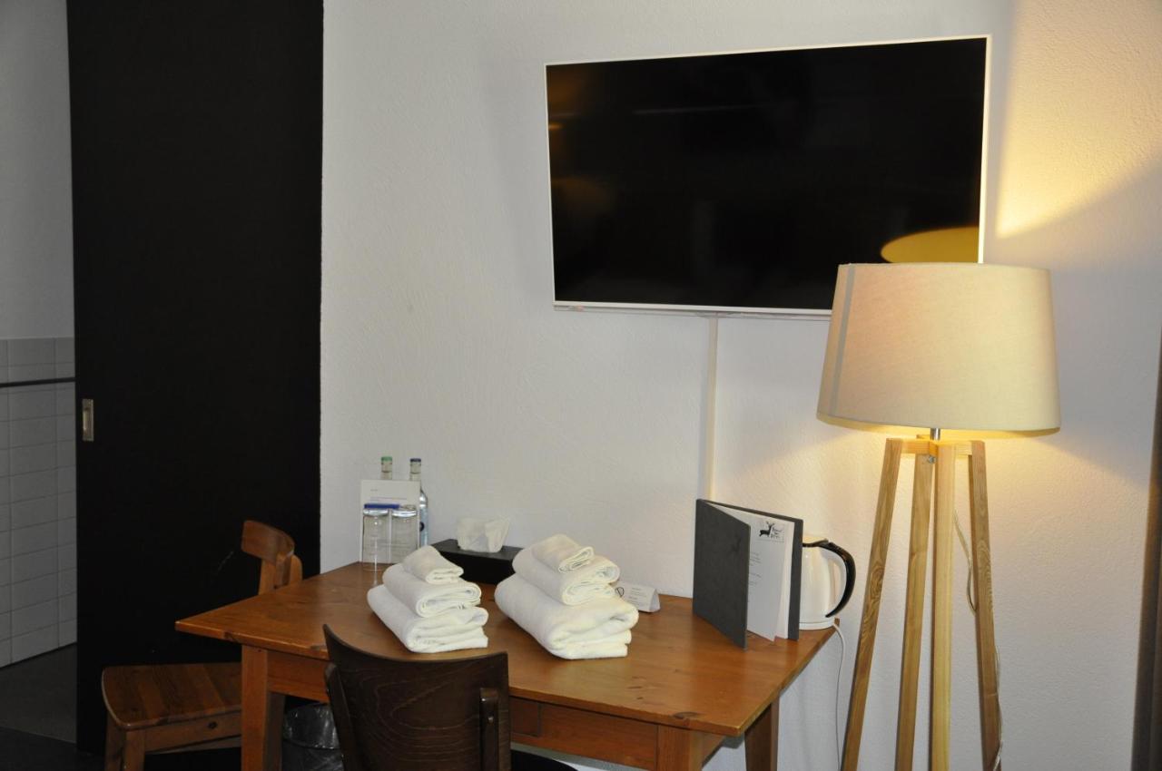 Hotel Zum Hirschen Villigen Екстериор снимка